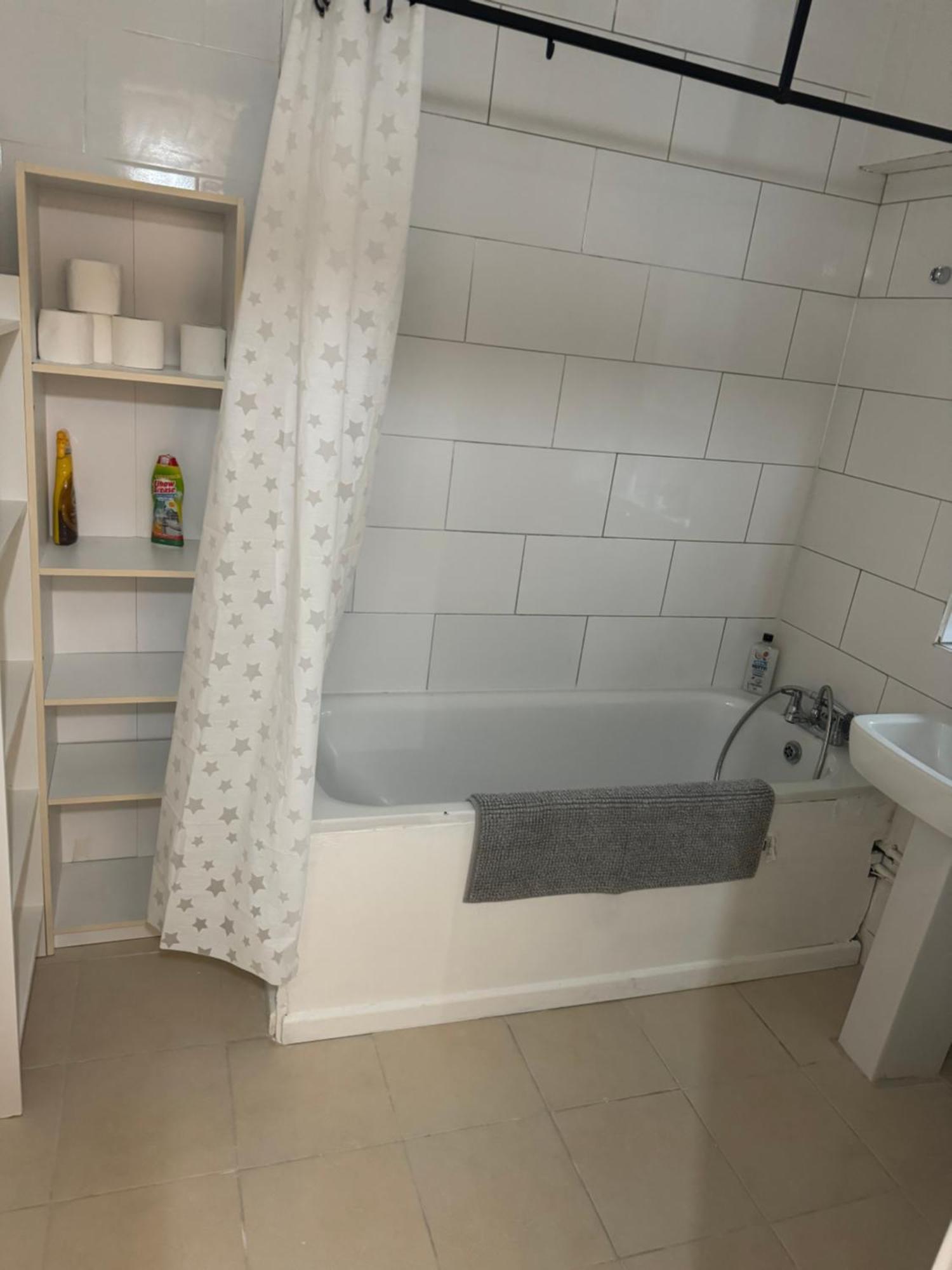 One Bedroom Apartment In Tower Bridge Road Λονδίνο Εξωτερικό φωτογραφία
